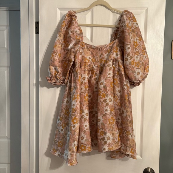 Storia Blush Pink Garment - Picture 4 of 4